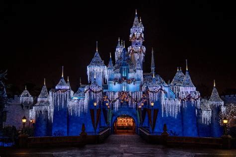 Espectáculos de Navidad en Disneylandia - Disneylandear