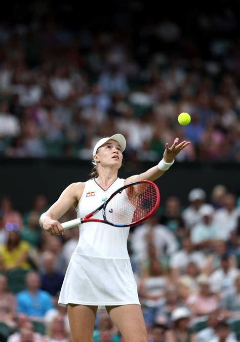 🇰🇿 Elena Rybakina, 2023 Wimbledon Championships in 2023 | Tennis players female, Tennis players ...