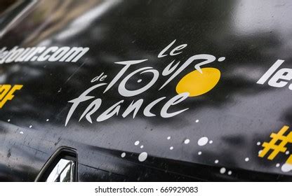 Le Tour de France Logo Vector (.EPS) Free Download