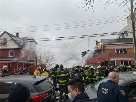 Gas explosion wrecks three buildings - The Brooklyn Home Reporter