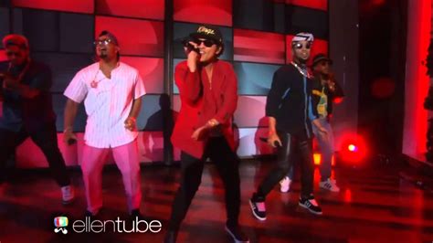 Mark Ronson Feat. Bruno Mars - Uptown Funk (Live Ellen Degeneres) - YouTube