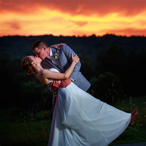 Charming and Authentic Colonial Backdrop - Weddings at Salem Cross Inn