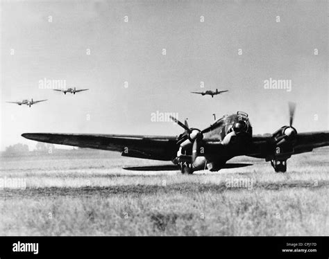 1940 german bombers hi-res stock photography and images - Alamy