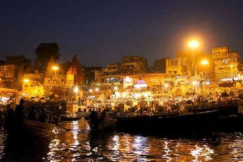 Dasashwamedh Ghat, Varanasi - Timings, History, Darshan, Pooja Timings