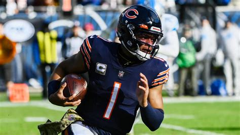 Bears' Justin Fields has more rushing yards than three NFL teams