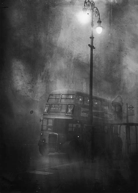 The Great London 'Pea-Souper' Fog of 1952 - Flashbak