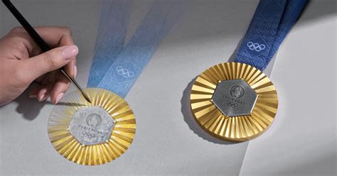 LVMH’s chaumet unveils the medal designs for paris 2024 olympic and ...