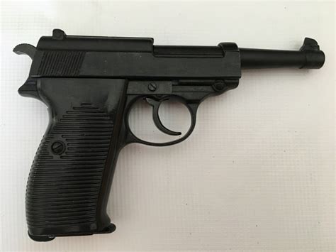 FS Walther P38 Replica non firing pistol