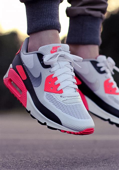 Nike Air Max 90 Infrared Air Time | SOLETOPIA