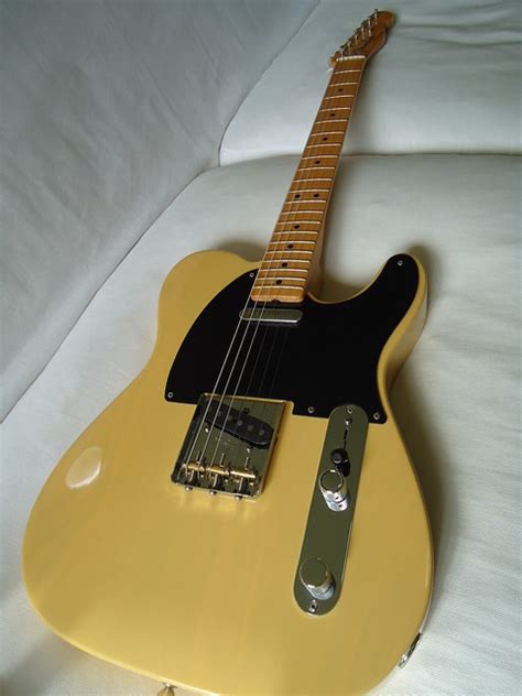 The Guitar Junkie: Fender Classic Player Baja Telecaster