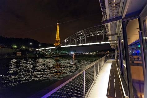 Eiffel Tower Dinner & Cruise & Moulin Rouge Show With Champagne: Triphobo