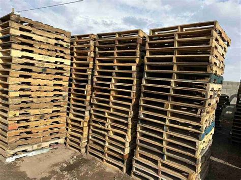 Can You Pick Up Wooden Pallets For Free at Home Depot?