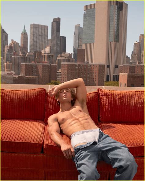 Jeremy Allen White Strips to His Underwear for Steamy Calvin Klein ...