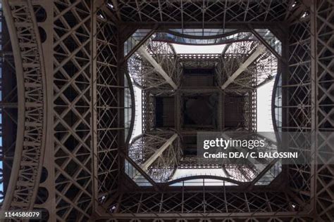 Eiffel Tower Architect Photos and Premium High Res Pictures - Getty Images