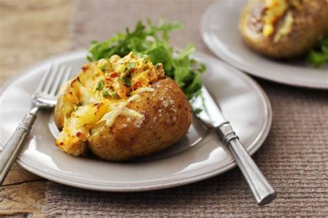 Batata recheada de forno: receita simples e deliciosa | Metro World News