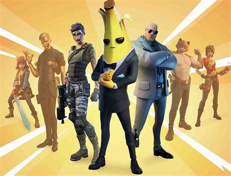 Agent Peely Fortnite Skin (Outfit) HD wallpaper | Pxfuel