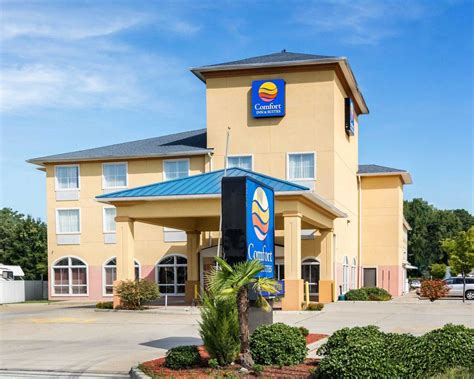 Comfort Inn & Suites in Chesapeake, VA - (757) 673-8...