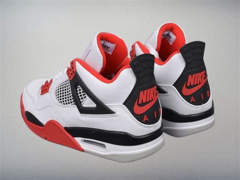 Jordan4 Retro Fire Red (2014) – DKsneakers