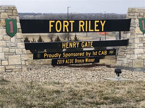 Fort Riley economic impact to region estimated at $1.8 billion - News Radio KMAN