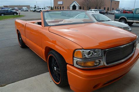 2001 CHEVROLET SILVERADO 1500 CUSTOM PICKUP