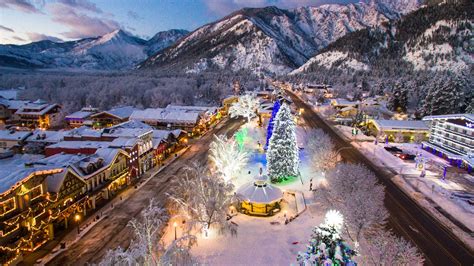 Christmas Train To Leavenworth 2025 - Bee Lilllie