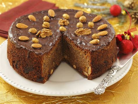 Spice Cake with Nuts recipe | Eat Smarter USA