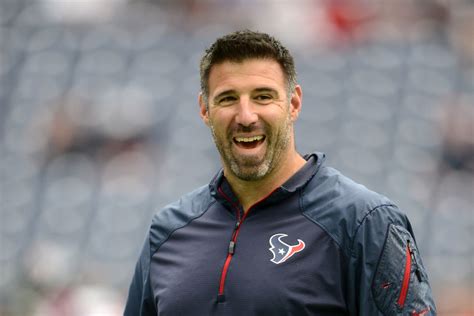 Mike Vrabel To Interview For Rams’ Head Coaching Job - Battle Red Blog