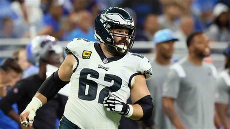 Why Jason Kelce blames himself for early Eagles' breakdowns in opener ...