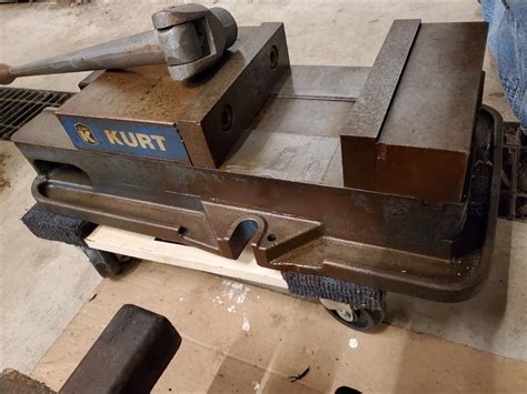 Kurt D810 Vise For Sale - US $1,000.00 (Hartsville, Indiana ...