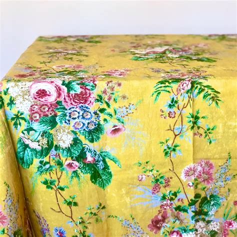 Amarilla Chintz Tablecloth - Quintessence