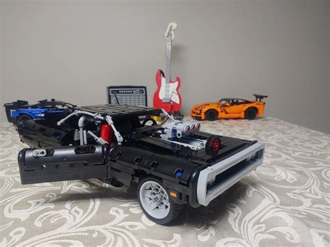 Dom's Dodge Charger : lego