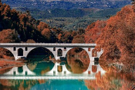 Berat Roman bridge in Albania - online puzzle