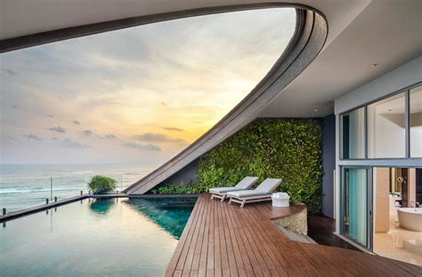 Bali Hotels Everyone Needs To Stay At Once In Their Life | URBAN LIST ...