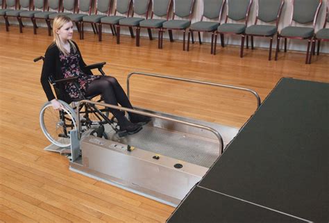 Portable Platform Lift for Wheelchair Access