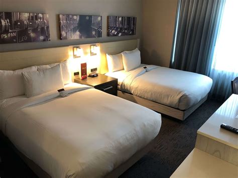 Review: DoubleTree By Hilton Time Square West | Upon Boarding