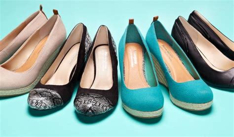 Wide Width Shoes That Are Comfortable and Stylish :: YummyMummyClub.ca