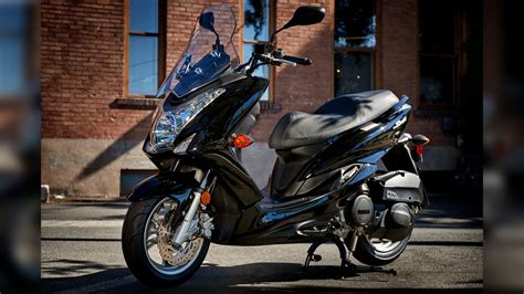 2016 - 2018 Yamaha SMAX Review - Top Speed