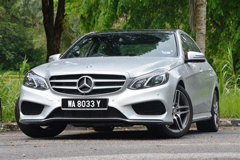 Mercedes-Benz E 300 BlueTec Hybrid (W212) Test Drive Review - Autoworld ...