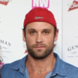 Jake Ryan (TV Actor) - Age, Family, Bio | Famous Birthdays