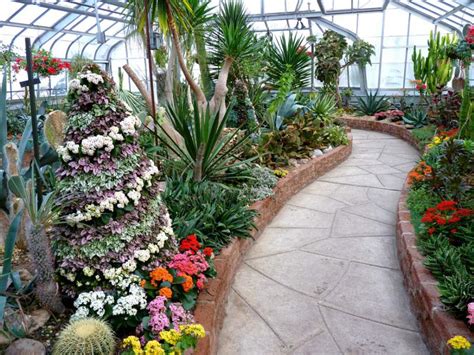 Centennial Park Conservatory - Learn Photography Canada