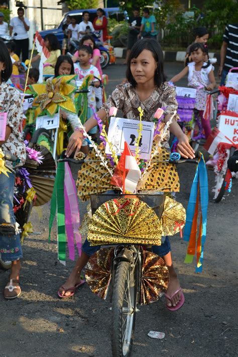 RW Pitulas BISA: Sepeda Hias Anak-anak RW XVII