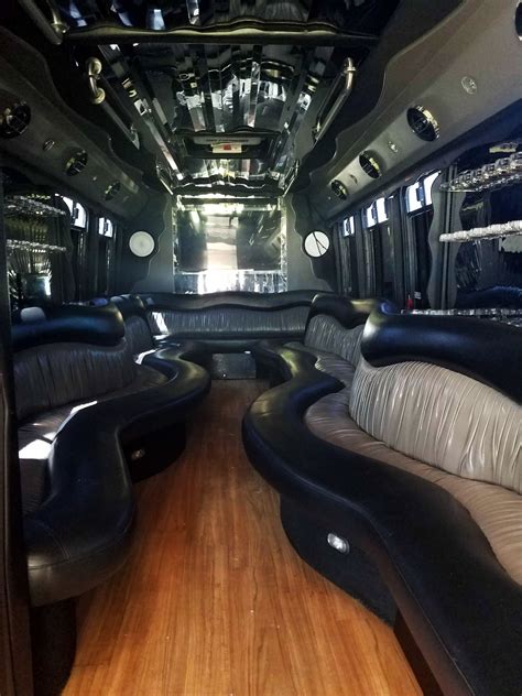 Luxury Party Bus | Great Bay Limo