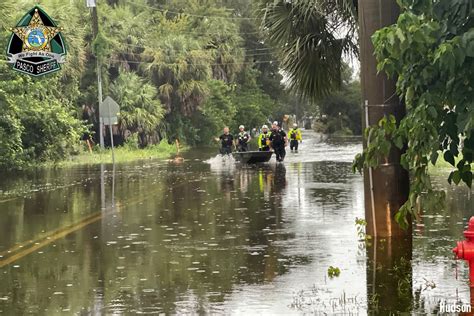 Pasco County deputies rescue 60 people from flooded homes | WFLA