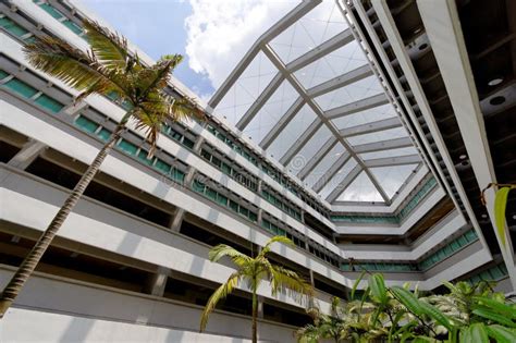 National University Of Singapore Campus Stock Image - Image: 8853939