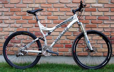 ANEX BICYCLES: 2006 Specialized Stumpjumper FSR Pro