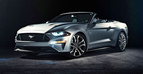 2018 Ford Mustang Convertible revealed - Photos (1 of 3)