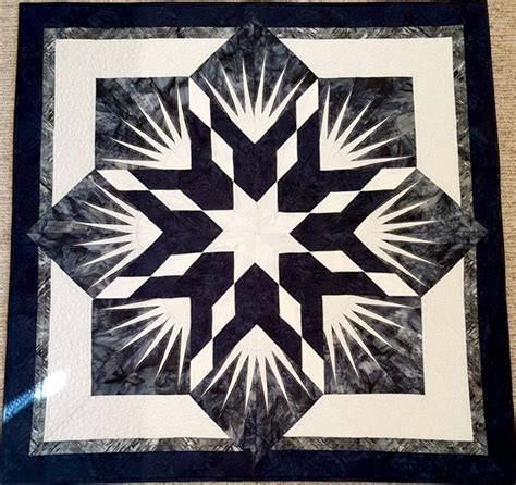 Twinkle Star, Quiltworx.com, Made by Helen Roehl | Judy niemeyer quilts ...