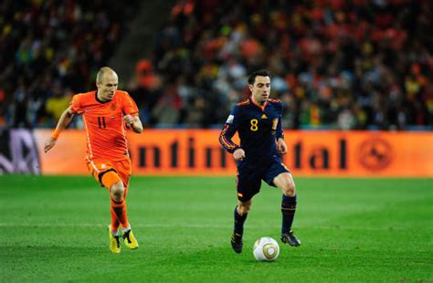 2010 FIFA World Cup Photos - Arjen Robben of the Netherlands closes ...