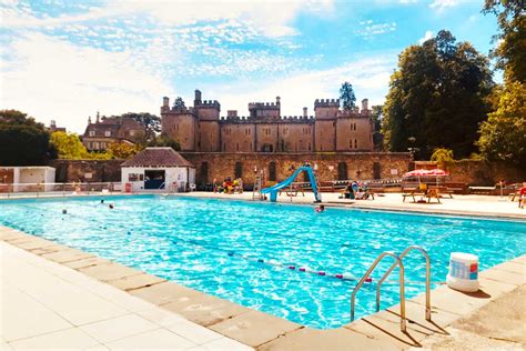 Cirencester Open Air Pool - Cotswolds attraction