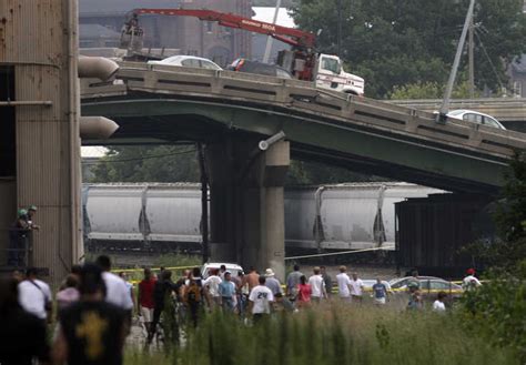 Minnesota Matters: Dramatic Pictures of Minnesota Bridge Collapse